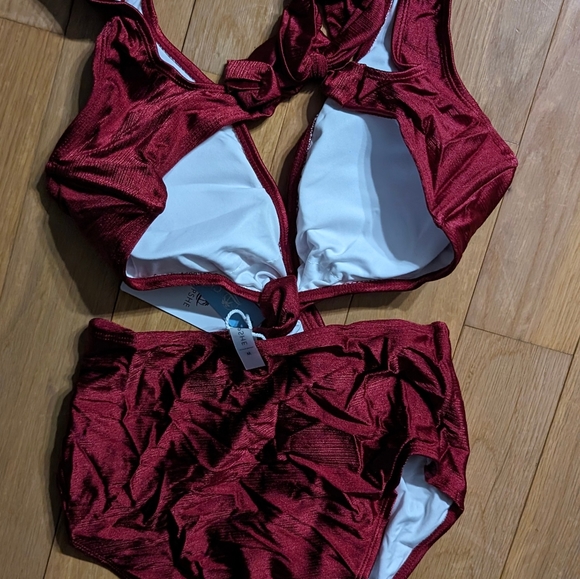 Cupshe Red Cutout Open Sides Strappy One Piece Sexy Swimsuit Sz M Halter - Picture 7 of 13